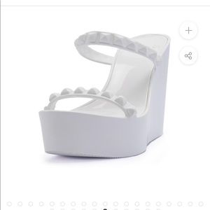 Carmen Sol- Tonino Wedges